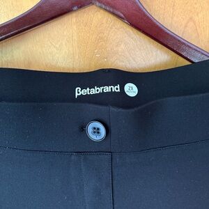 Betabrand classic dress pant yoga pants, bootcut, black. Size 2XL petite.
